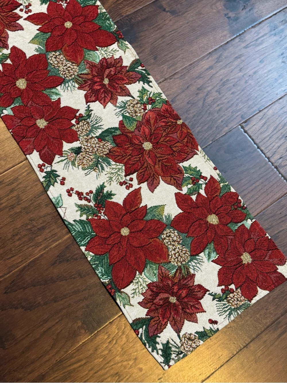 Christmas Poinsettia Holiday Tapestry Table Runner  - Gorgeous! 12.75”x66”